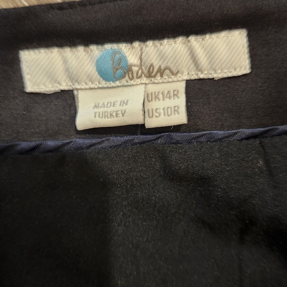 Boden‎ Claremont Skirt in Black Size 10 Slit Pencil Style - Picture 7 of 11